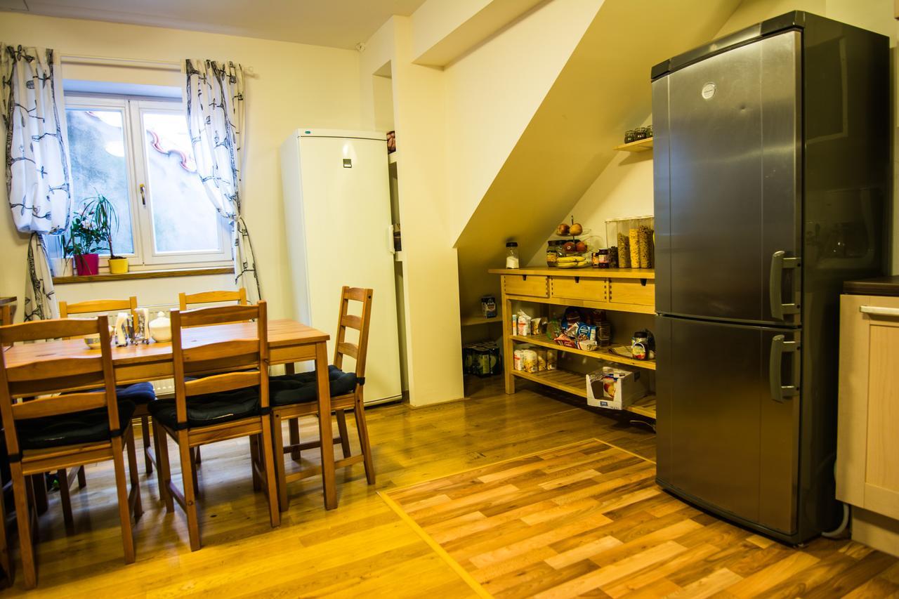 Onefam Miru Hostel ปราก ภายนอก รูปภาพ